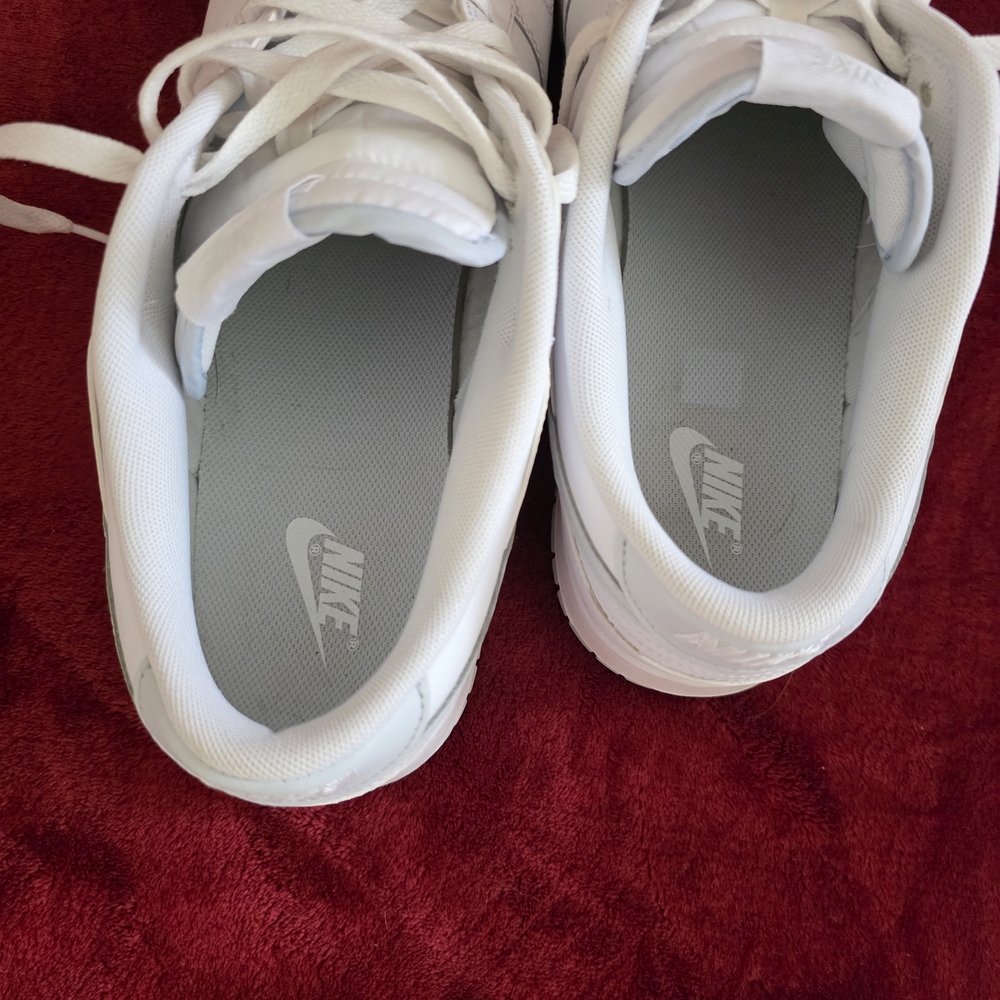 Nike Men's Size 15 Sneakers - Picture 5 of 6
